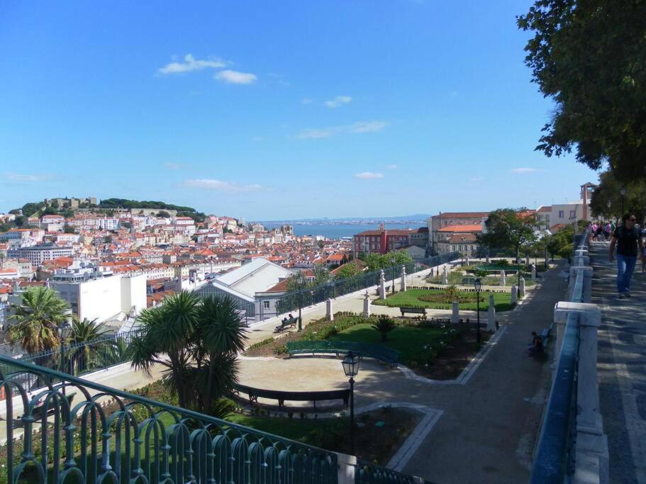 LisboaDpj Romantic Jardim Apt - Lift! - Pr.Real/Bairro Alto!公寓 外观 照片